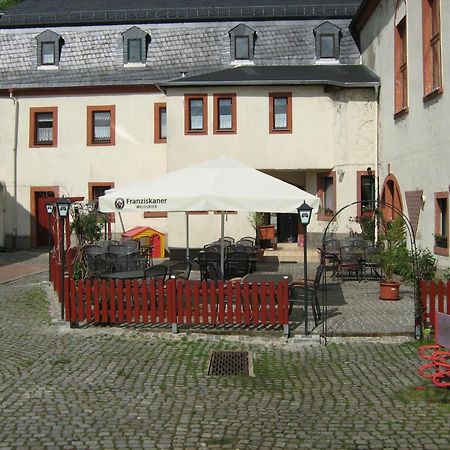Gasthof Und Hotel Roter Hirsch Claußnitz Exteriér fotografie